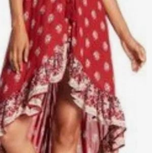 Vintage Havana High Low Off the shoulders flare out with a Classic Train. Size1X